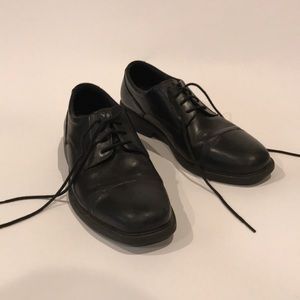 Black leather dress shoes